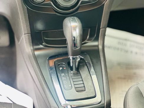 Used 2012 Ford Fiesta SE image 13