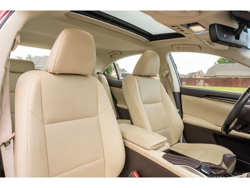Used 2018 Lexus ES 350 w/ Navigation System Package FWD image 17