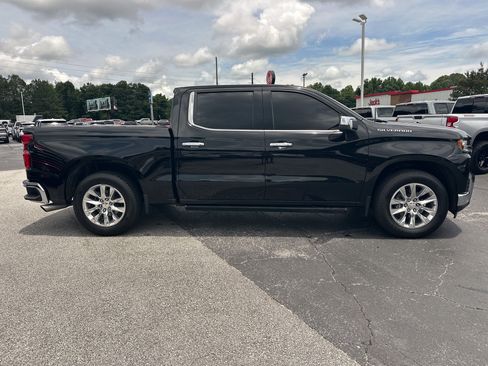 Used 2021 Chevrolet Silverado 1500 LTZ RWD image 9