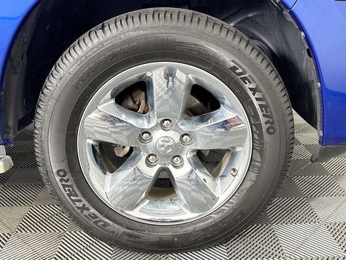 Used 2019 RAM 1500 Express w/ Express Value Package AWD/4WD image 30