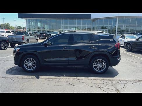 Certified 2024 GMC Terrain SLT AWD/4WD image 5