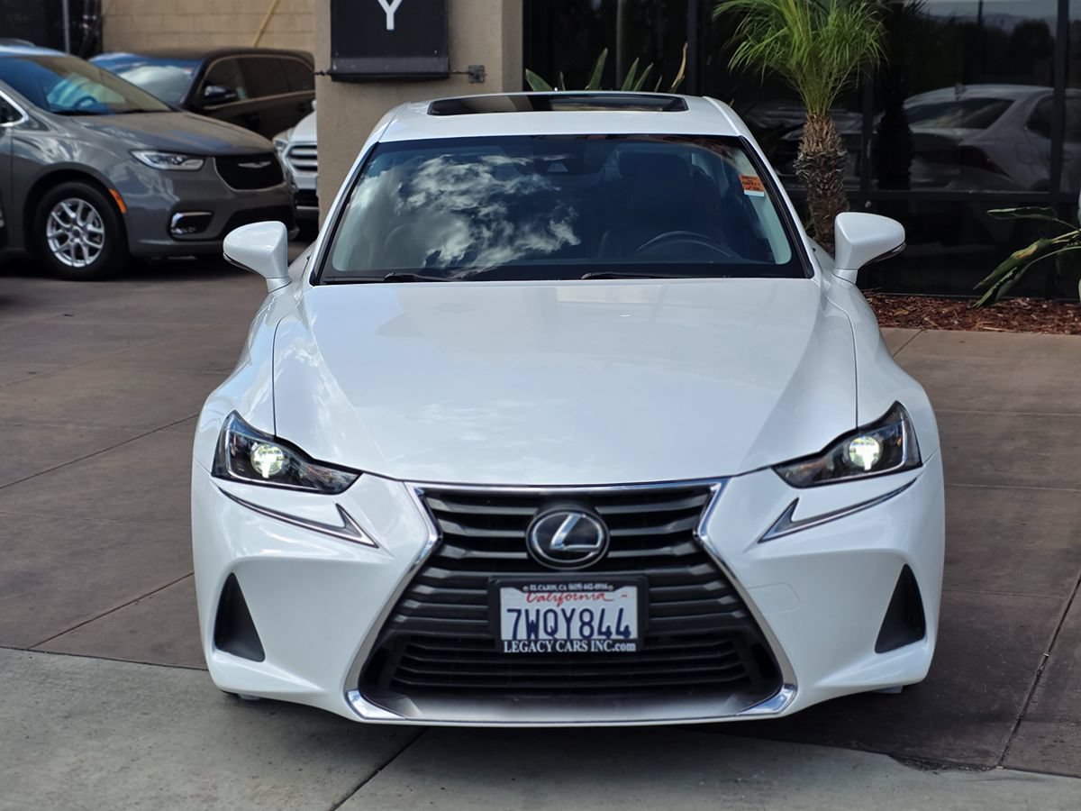 Used 2017 Lexus IS 200t RWD image 4
