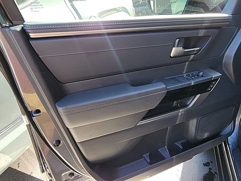 New 2026 Toyota Tundra Limited AWD/4WD image 8