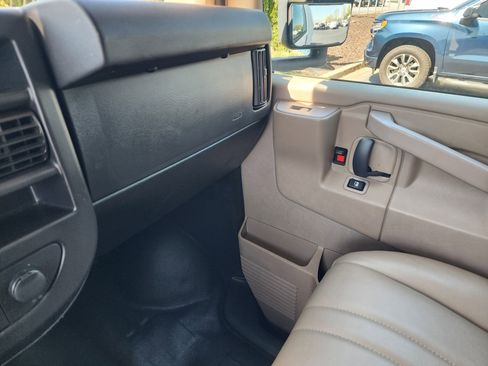 Used 2021 Chevrolet Express 3500 w/ Power Convenience Package image 31