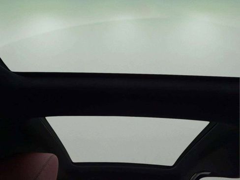 Used 2022 Mercedes-Benz GLC 43 AMG AMG GLC 43 image 16