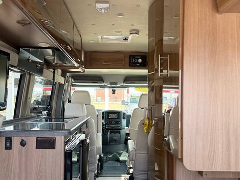 Used 2015 Mercedes-Benz Sprinter 3500 image 19