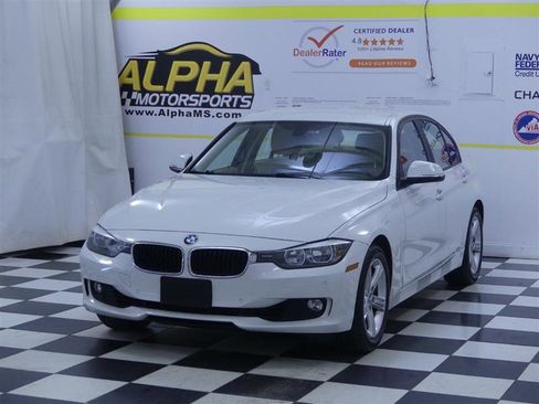 Used 2015 BMW 328i Sedan image 2