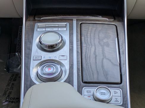 Certified 2023 Genesis GV80 3.5T w/ Prestige Package AWD/4WD image 18