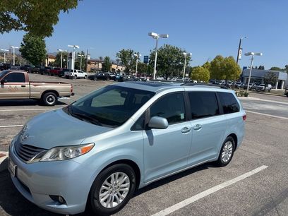 Used 2017 Toyota Sienna XLE w/ XLE Navigation Package