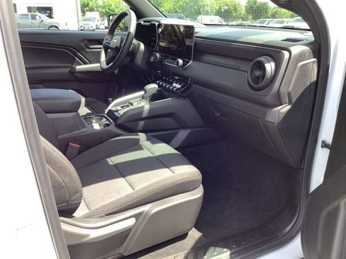 Used 2026 Chevrolet Colorado W/T w/ Advanced Trailering Package RWD image 36