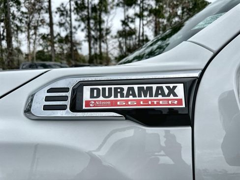 Certified 2024 GMC Sierra 3500 SLT w/ SLT Premium Package image 30