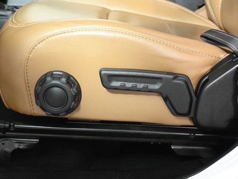 Used 2021 Jeep Wrangler Unlimited Sahara w/ Cold Weather Group image 31