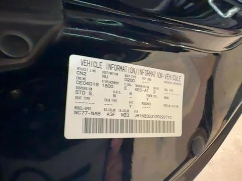 Used 2002 MAZDA MX-5 Miata image 60