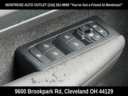 New 2026 Volvo XC40 B5 Plus w/ Climate Package AWD/4WD image 33