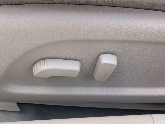 Used 2014 Nissan Altima 2.5 SV w/ Convenience Package FWD image 18