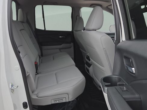 New 2026 Honda Ridgeline RTL image 16