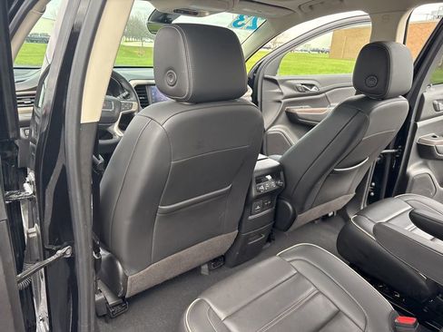 Used 2023 GMC Acadia Denali w/ Black Diamond Edition AWD/4WD image 42