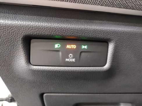 New 2025 Volkswagen Tiguan S image 22