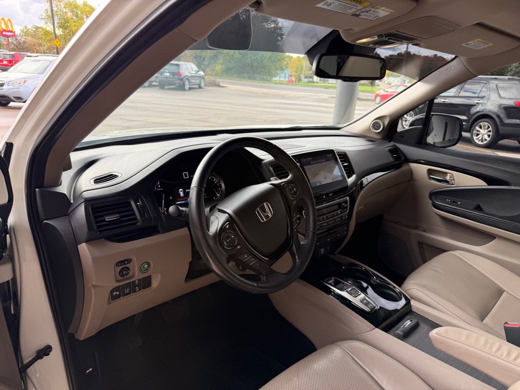 Used 2016 Honda Pilot Elite image 9