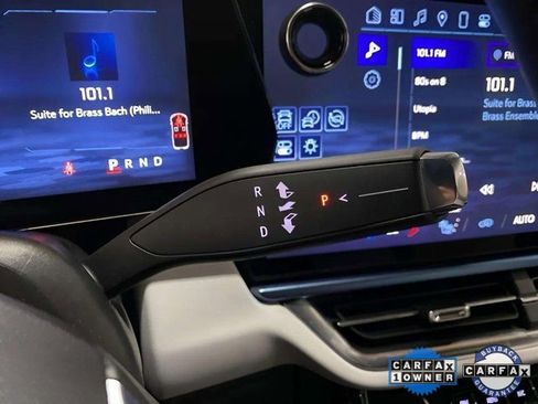 Used 2025 Chevrolet Equinox EV LT w/ Convenience Package image 38