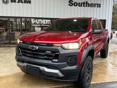 Used 2024 Chevrolet Colorado Trail Boss w/ Advanced Trailering Package