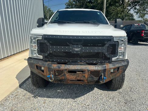 Used 2019 Ford F250 XLT w/ Snow Plow Prep Package AWD/4WD image 12