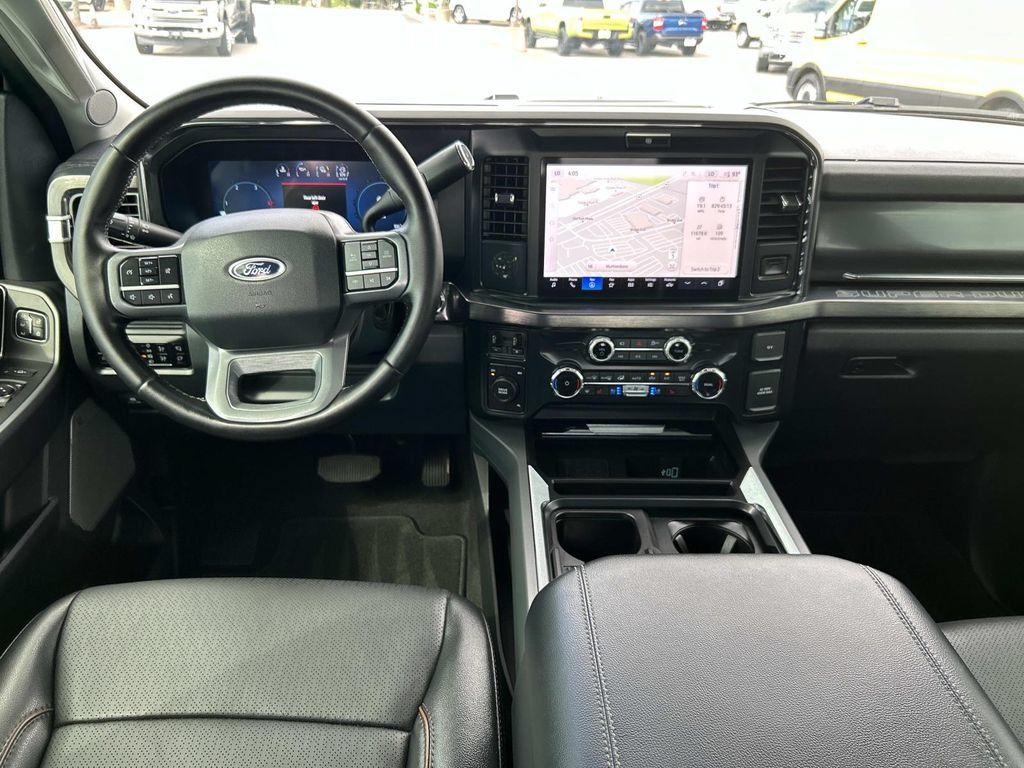 Used 2025 Ford F250 Lariat AWD/4WD image 25