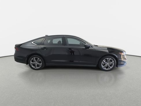 Certified 2024 Honda Accord EX image 4