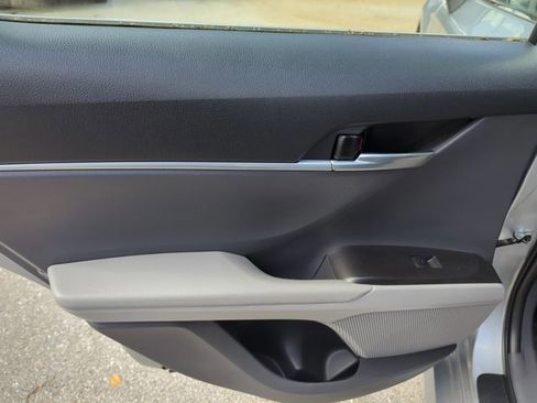 Used 2023 Toyota Camry LE FWD image 23