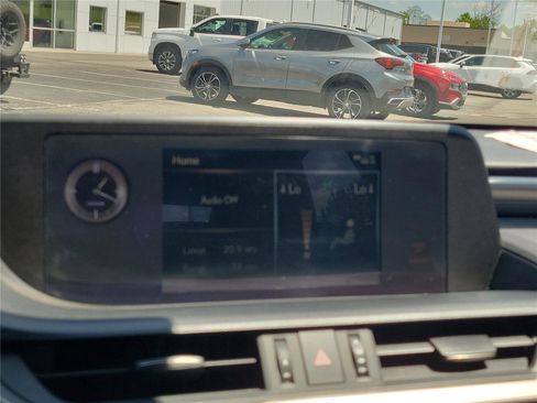 Used 2019 Lexus ES 350 F Sport w/ Accessory Package 2 FWD image 25