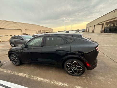 Used 2021 Ford Mustang Mach-E GT AWD/4WD image 3