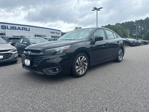 Used 2025 Subaru Legacy Limited w/ Popular Package #3 AWD/4WD image 2