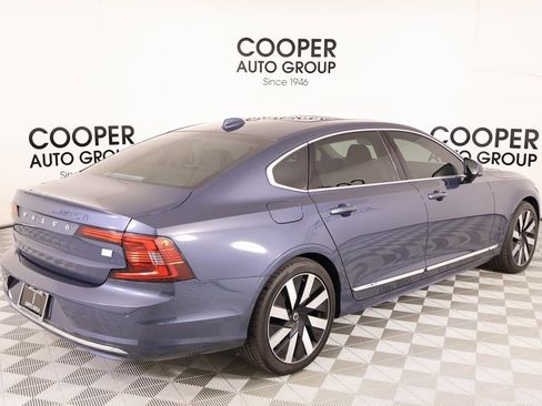 Used 2024 Volvo S90 T8 Ultimate w/ Lounge Package image 21