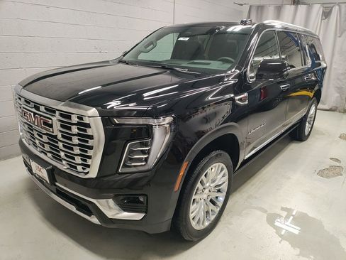 New 2026 GMC Yukon XL Denali w/ Sun & Power Step Package image 18