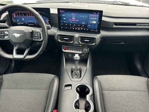 Used 2024 Ford Mustang Coupe image 13