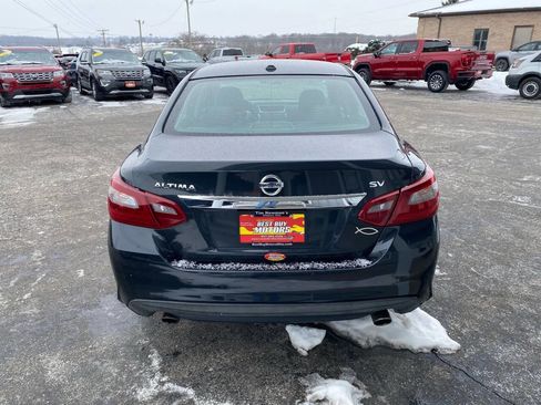Used 2018 Nissan Altima 2.5 SV image 5