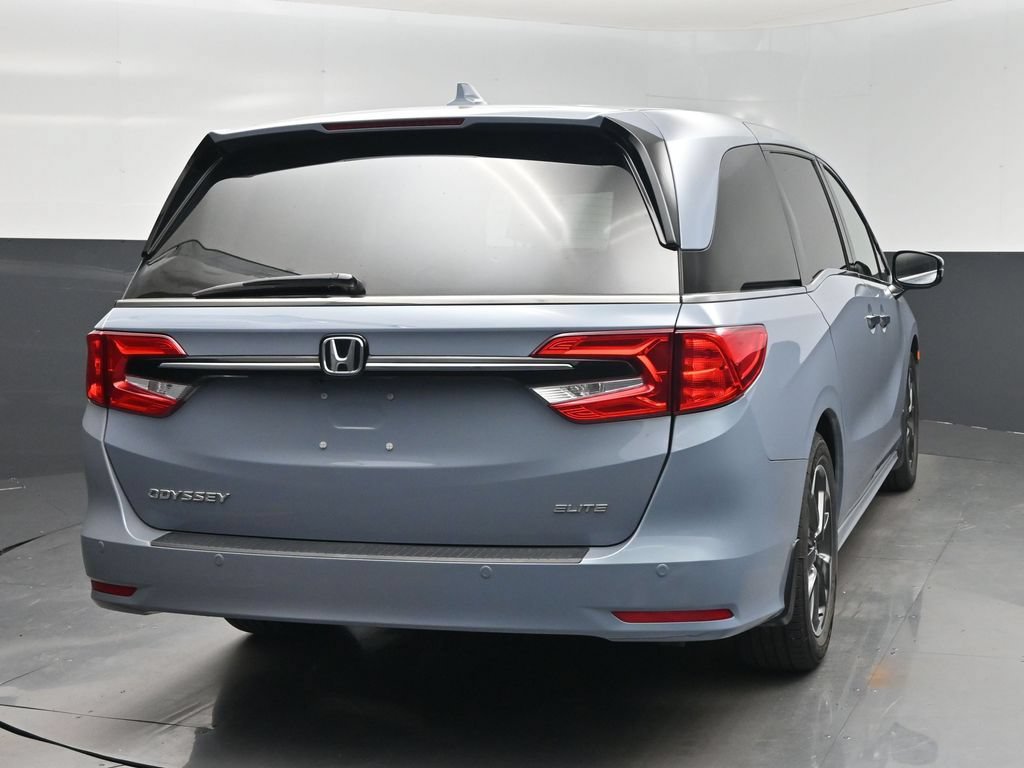 Used 2024 Honda Odyssey Elite image 11