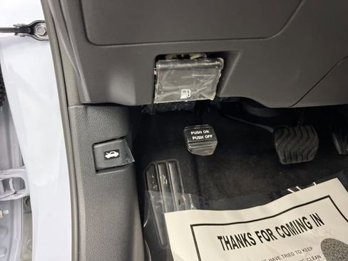 New 2025 Nissan Altima 2.5 SR w/ SR Premium Package image 33