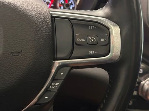 Used 2021 RAM 1500 Laramie AWD/4WD image 12