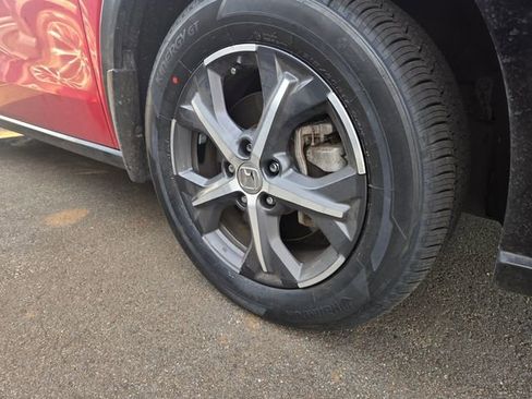 Used 2024 Honda HR-V EX-L image 3