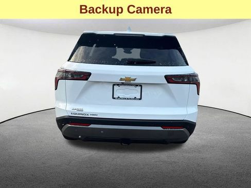 Used 2025 Chevrolet Equinox LT image 12