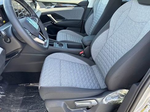 New 2026 Volkswagen Tiguan S image 37