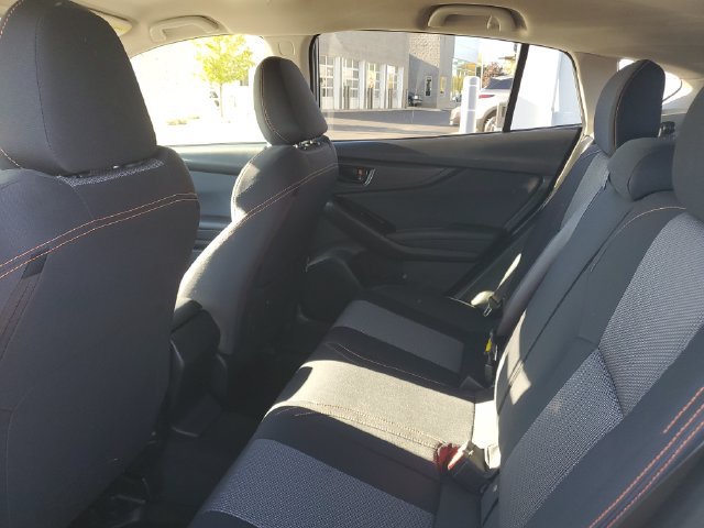 Used 2019 Subaru Crosstrek 2.0i Premium w/ Popular Package #2 AWD/4WD image 9