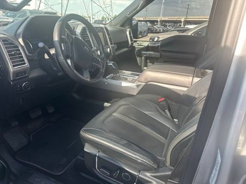 Used 2015 Ford F150 Platinum w/ Equipment Group 701A Luxury AWD/4WD image 5