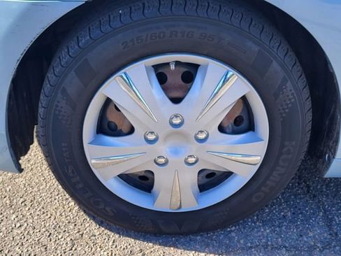 Used 2007 Toyota Camry LE image 10