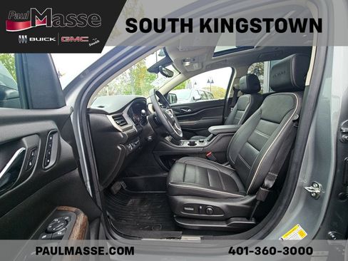 Used 2023 GMC Acadia Denali w/ Denali Ultimate Package AWD/4WD image 12