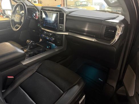 Used 2021 Ford F150 Lariat w/ Equipment Group 502A High AWD/4WD image 15