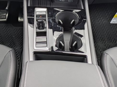 New 2026 Volkswagen Atlas Cross Sport SEL R-Line AWD/4WD image 20
