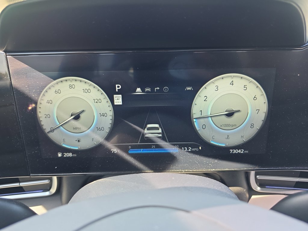 Used 2024 Hyundai Elantra SEL FWD image 15