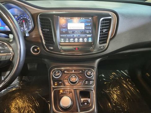 Used 2016 Chrysler 200 C w/ Premium Group FWD image 15